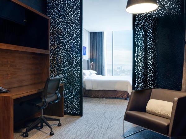 Hilton Mexico City Santa Fe : photo 10 de la chambre suite 1 chambre lit king-size