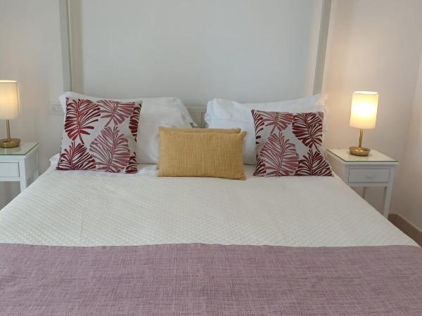 Villa Giardini Luxury Room : photo 3 de la chambre chambre double deluxe avec balcon
