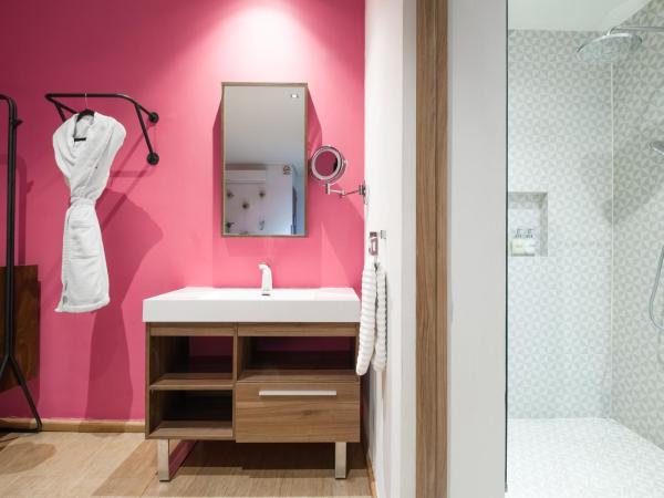 Pug Seal Polanco Allan Poe : photo 4 de la chambre chambre lit king-size standard