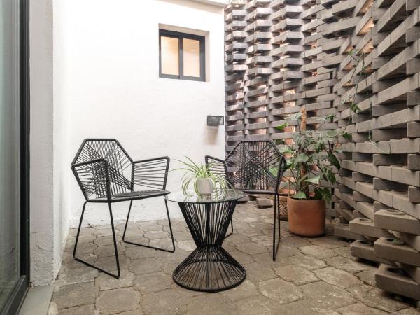 Pug Seal Polanco Allan Poe : photo 5 de la chambre chambre lit king-size standard