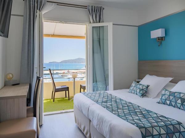 Le Rabelais : photo 1 de la chambre chambre double privilège avec balcon - vue sur mer