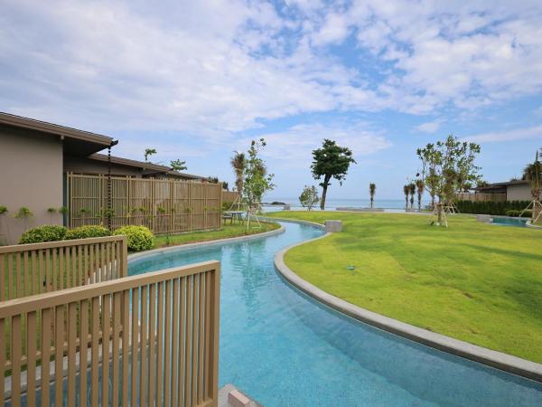 The Little Shore Khao Lak by Katathani : photo 5 de la chambre seaview double pool villa