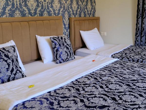 The Cotton House Hotel : photo 8 de la chambre chambre lit king-size avec balcon