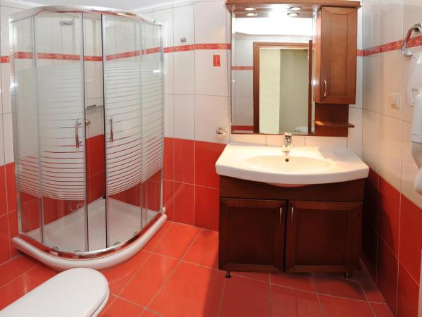 Pirofani : photo 7 de la chambre chambre double ou lits jumeaux standard