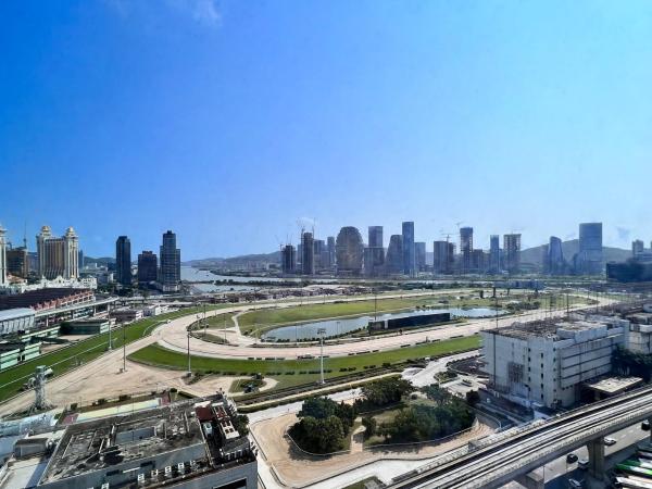 Grand Dragon Hotel : photo 3 de la chambre superior twin room with jockey club view