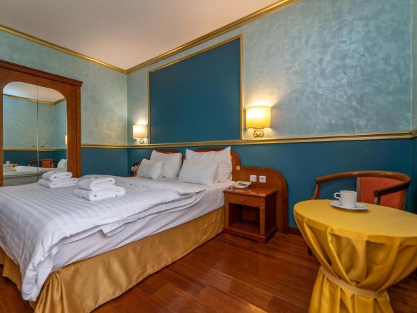 Hotel Kinsky Fountain : photo 6 de la chambre chambre double ou lits jumeaux standard