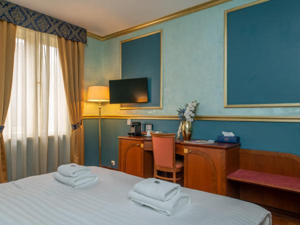 Hotel Kinsky Fountain : photo 5 de la chambre chambre double Économique plus