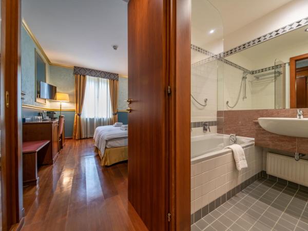 Hotel Kinsky Fountain : photo 4 de la chambre chambre double Économique plus