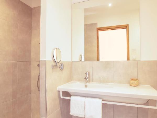 Hotel La Bienvenue : photo 8 de la chambre chambre - vue sur mer