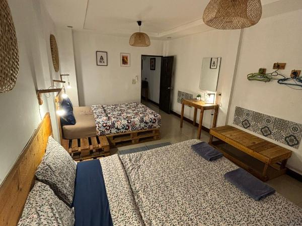 La Locanda : photo 1 de la chambre chambre quadruple avec salle de bains privative séparée