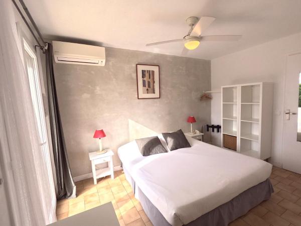 Azur Hotel : photo 3 de la chambre chambre triple supérieure - vue sur mer