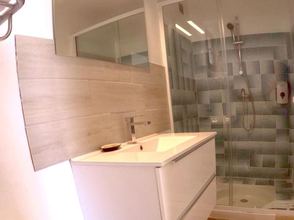 Azur Hotel : photo 8 de la chambre chambre double supérieure - vue sur mer