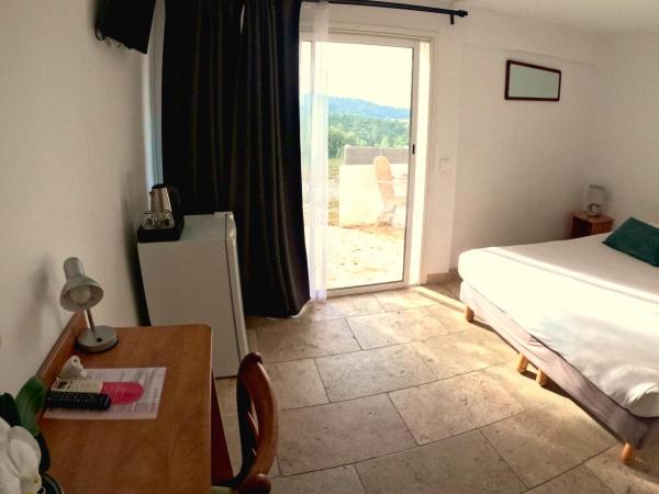 Azur Hotel : photo 10 de la chambre chambre double supérieure - vue sur mer