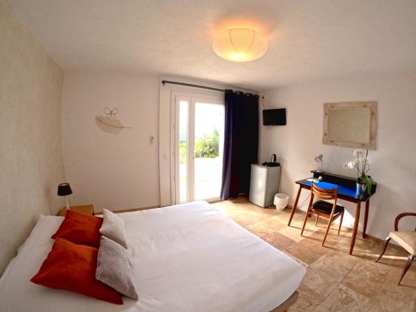 Azur Hotel : photo 2 de la chambre chambre double supérieure - vue sur mer