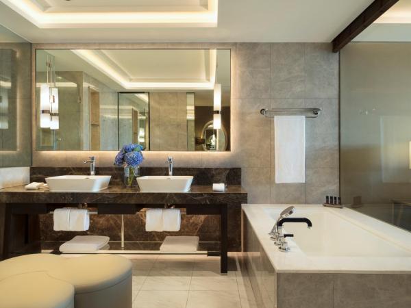 Siam Kempinski Hotel Bangkok : photo 10 de la chambre suite familiale