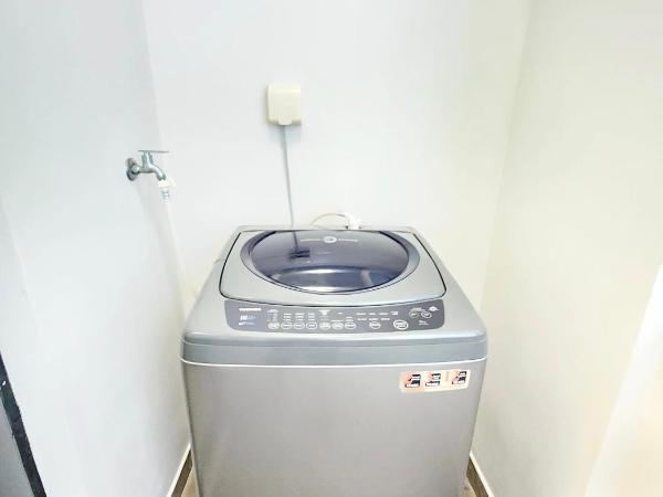 R&F Princess Cove CIQ Premium Sea View Suites by NEO : photo 4 de la chambre appartement 3 chambres avec balcon