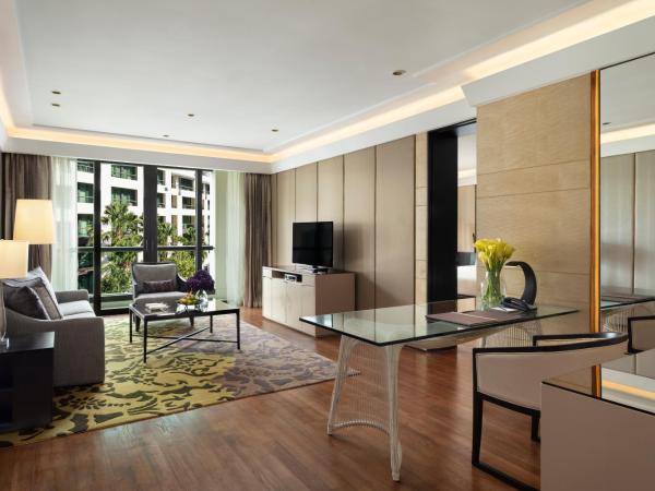 Siam Kempinski Hotel Bangkok : photo 2 de la chambre suite exécutive - accès au salon