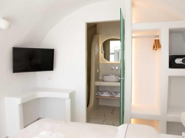 Dagaz Suites : photo 8 de la chambre chambre double - vue sur caldera