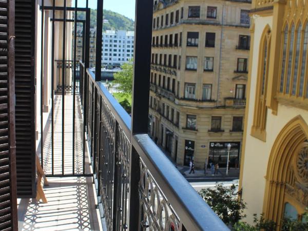 Pension Joakina : photo 10 de la chambre chambre double avec balcon