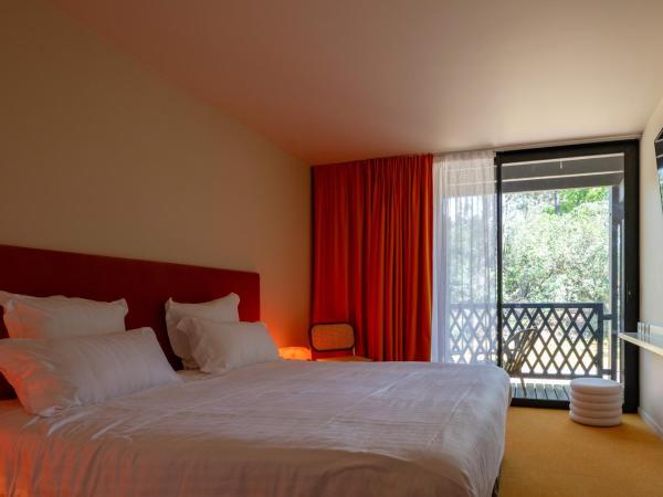 Boutique Hôtel La Baignoire : photo 2 de la chambre chambre double standard - vue sur forêt