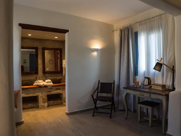 Alkyoni Beach Hotel : photo 2 de la chambre suite