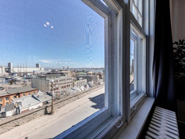 Hôtel Automatisé Manoir des Remparts : photo 9 de la chambre chambre double – vue sur lac