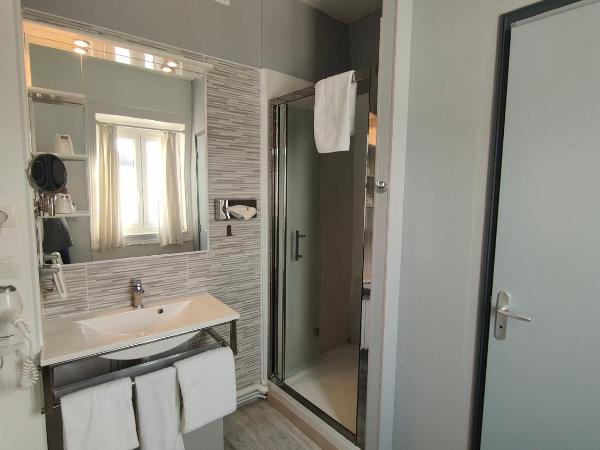 Hôtel Saint Jean : photo 7 de la chambre chambre double supérieure