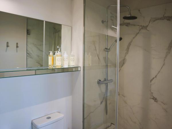 Palácio Fenizia Lux Apartments : photo 6 de la chambre studio avec balcon 