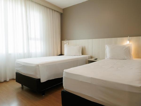 eSuites Belo Horizonte Minascasa : photo 7 de la chambre superior twin non smoking