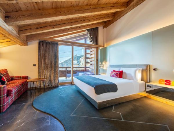 W Verbier : photo 7 de la chambre suite cool junior avec balcon et vue sur montagne