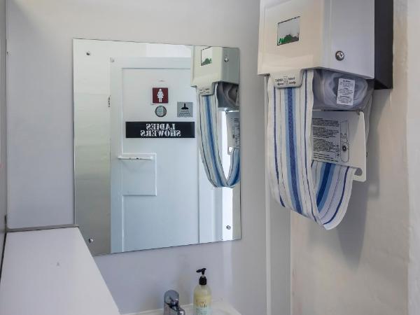 Jailhouse Accommodation : photo 4 de la chambre lit simple en dortoir mixte (10 adultes)