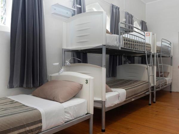 Jailhouse Accommodation : photo 7 de la chambre lit simple en dortoir mixte (10 adultes)