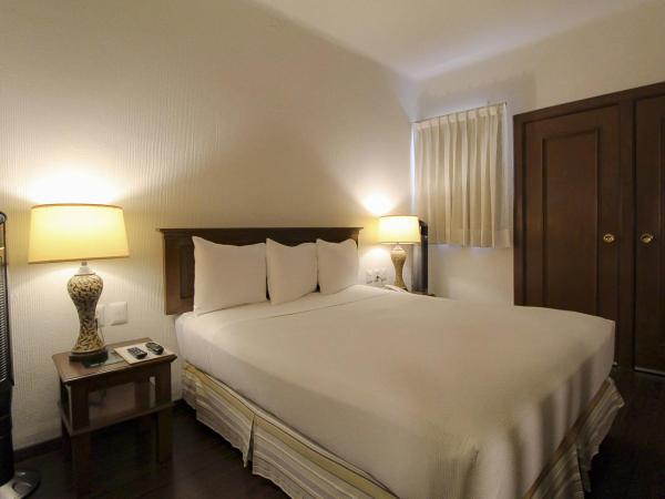 Hotel Casino Morelia : photo 4 de la chambre chambre standard lit queen-size