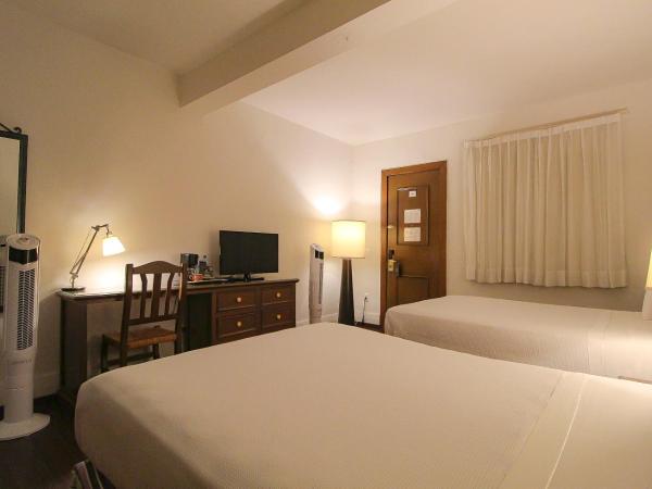 Hotel Casino Morelia : photo 5 de la chambre chambre double standard avec 2 lits doubles