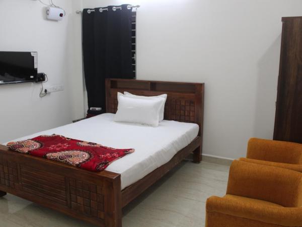 Friendlystay Prime : photo 1 de la chambre chambre lit queen-size avec balcon