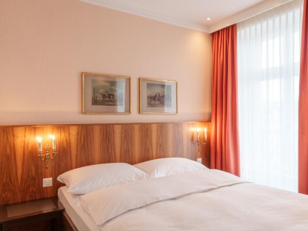 Hotel Schweizerhof Basel : photo 3 de la chambre chambre double ou lits jumeaux affaires