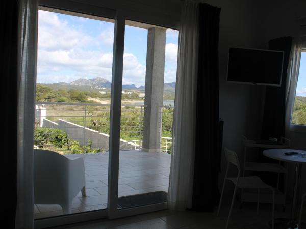 LIDO DEL FARO : photo 6 de la chambre chambre double avec balcon - vue sur mer