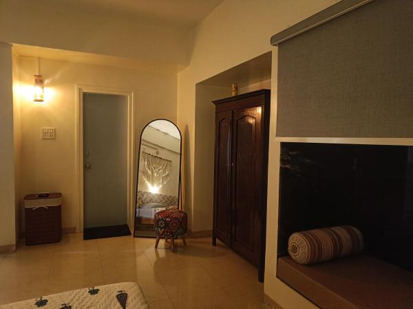 Nagarik Commune, Baner - Pune : photo 5 de la chambre chambre lit king-size