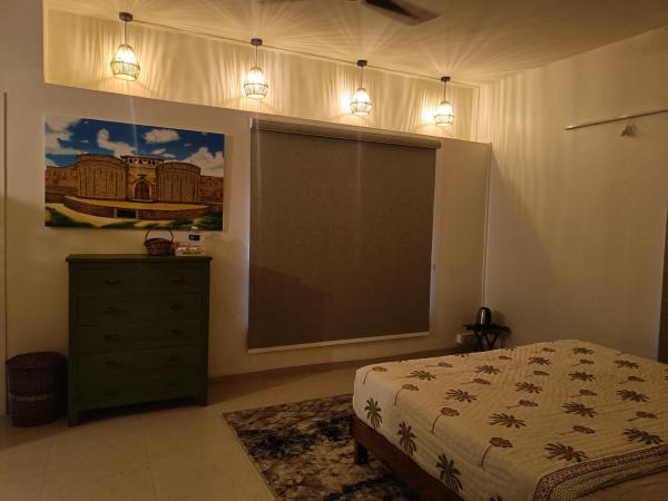 Nagarik Commune, Baner - Pune : photo 5 de la chambre chambre double deluxe avec balcon