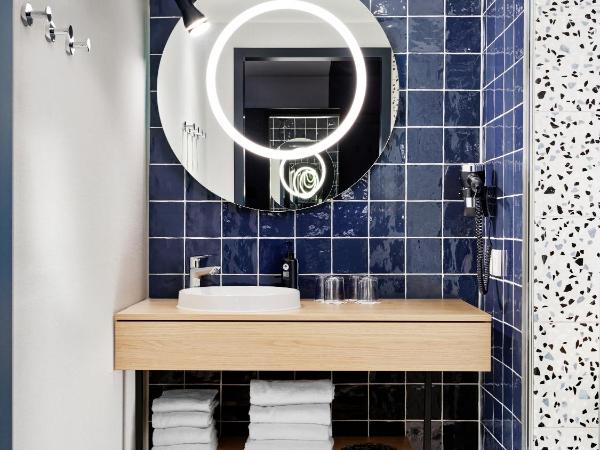 H2 Hotel Wien Schönbrunn : photo 8 de la chambre chambre quadruple supérieure 