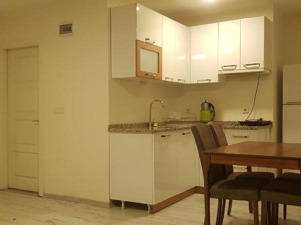 VBA SUiTEN : photo 8 de la chambre suite - vue sur ville