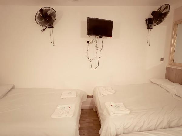 Earls Court Hotel : photo 4 de la chambre chambre familiale