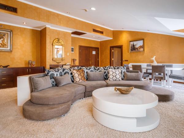 Megasaray Westbeach Antalya : photo 3 de la chambre suite lit king-size - vue sur mer