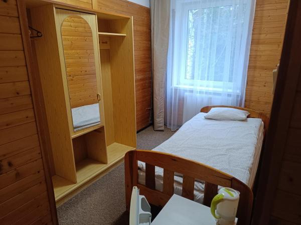 Willa Alaska : photo 10 de la chambre chambre triple