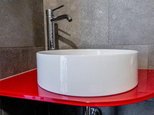 Hotel Nobel : photo 5 de la chambre petite chambre simple