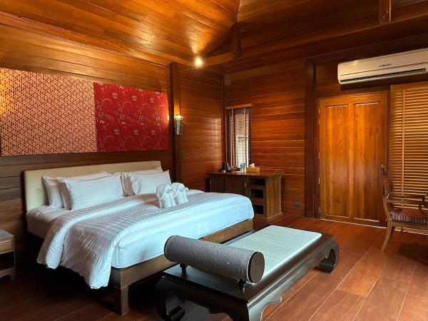 GajaPuri Resort Koh Chang : photo 1 de la chambre villa privée avec piscine