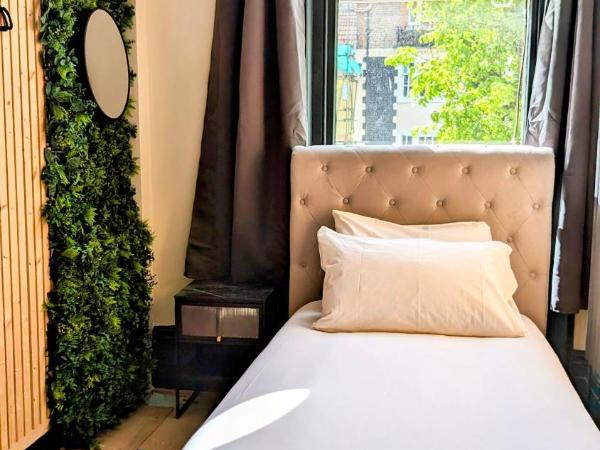 INNit Bliss : photo 4 de la chambre chambre simple avec salle de bains extérieure privative