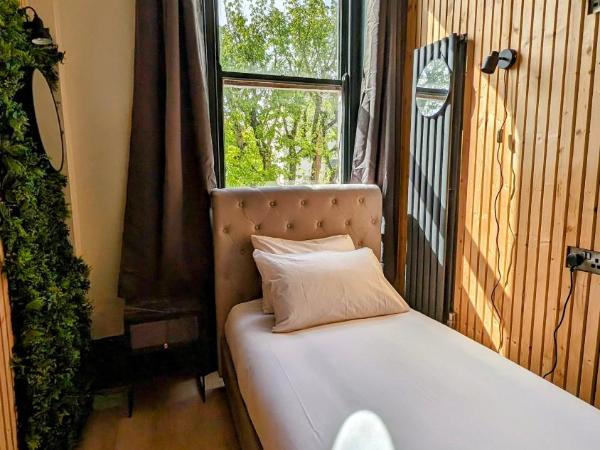 INNit Bliss : photo 3 de la chambre chambre simple avec salle de bains extérieure privative