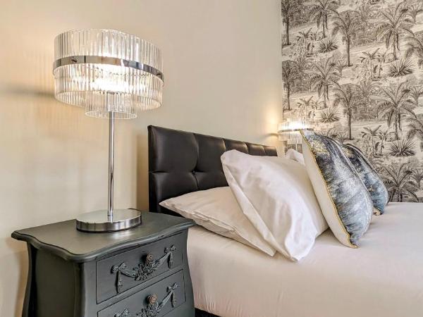 INNit Bliss : photo 5 de la chambre chambre double deluxe avec baignoire