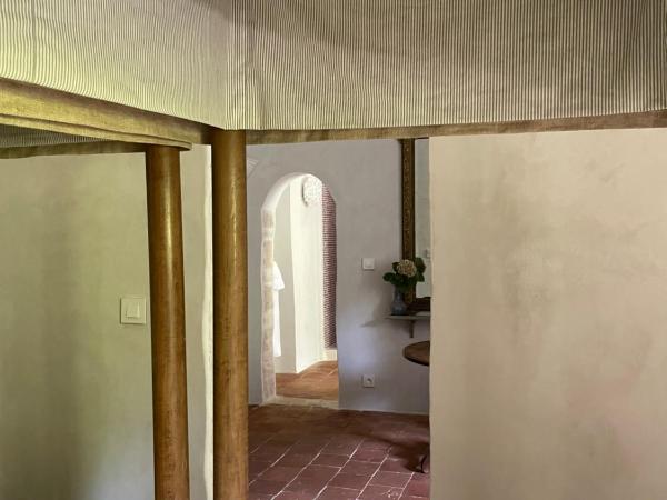 Domaine du Couvent de Saint Julien : photo 2 de la chambre chambre lits jumeaux avec salle de bains privative